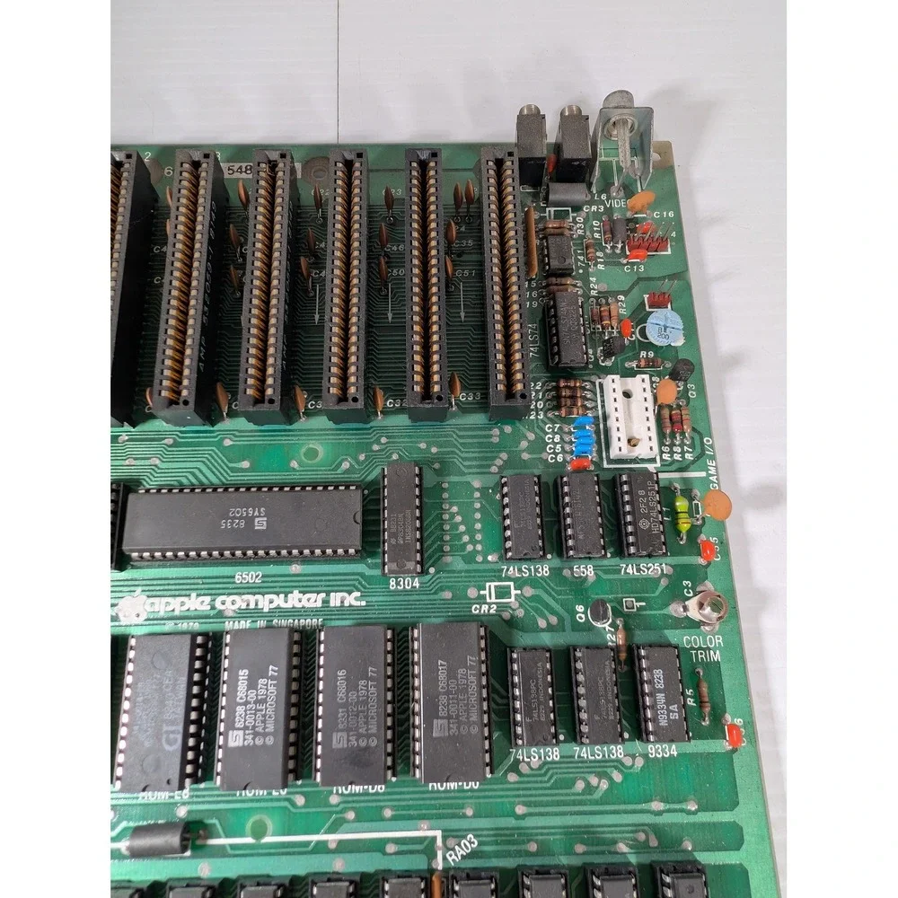 Apple II Plus Logic Board 820-0044-D TESTED 1979 Vintage Motherboard Good 6502